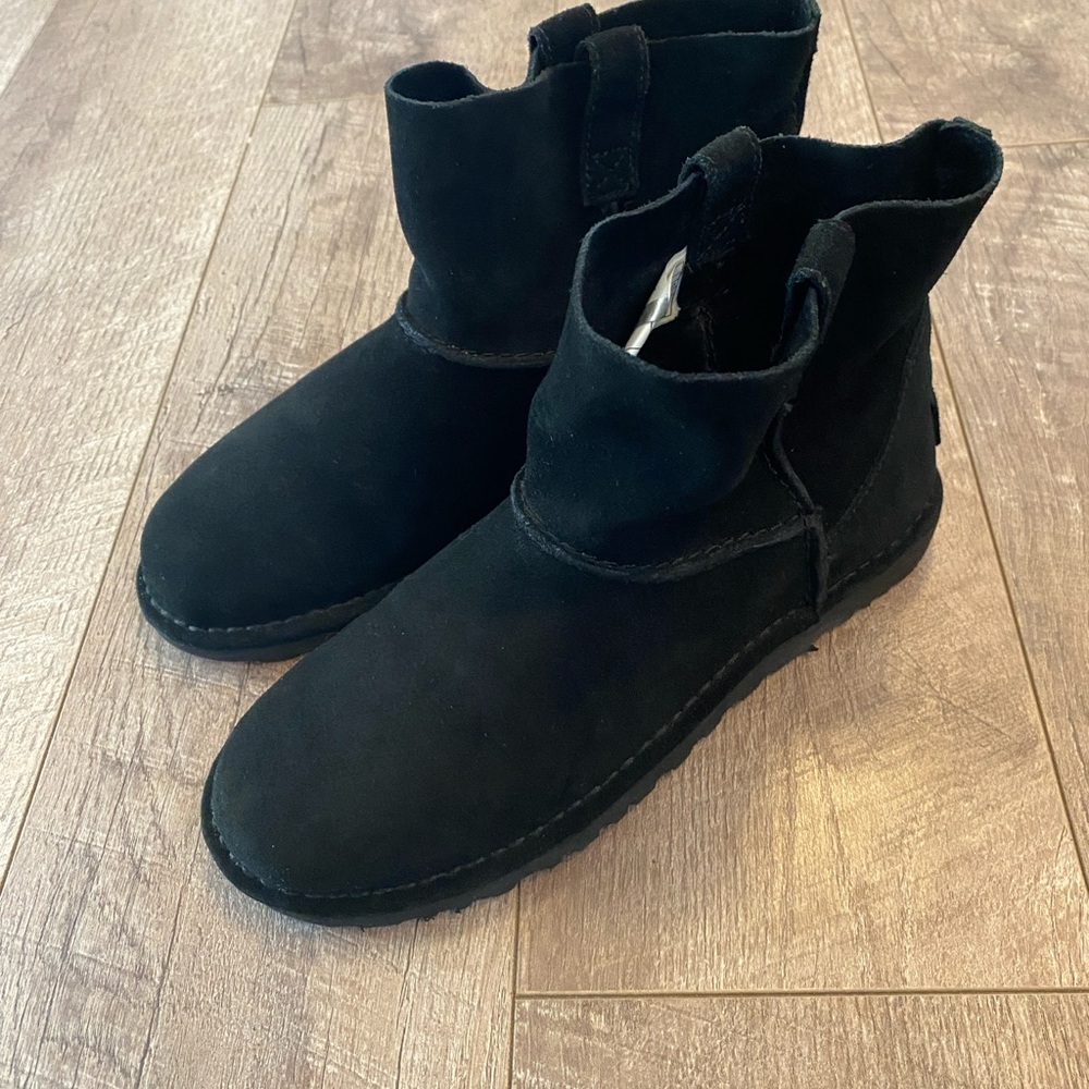 Suede UGG Boots - Unlined